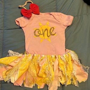 Infant girls 1st Birthday Outfit sz: 12mo